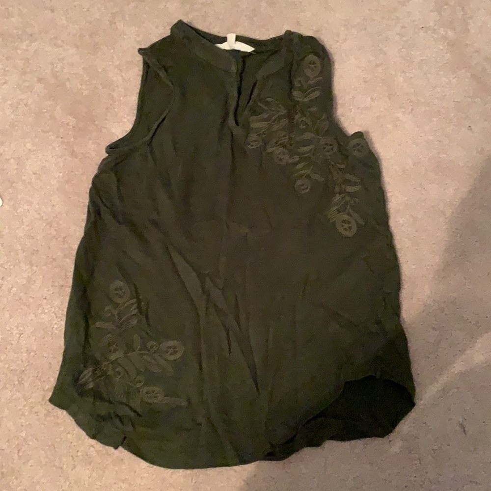 Casual green tank top